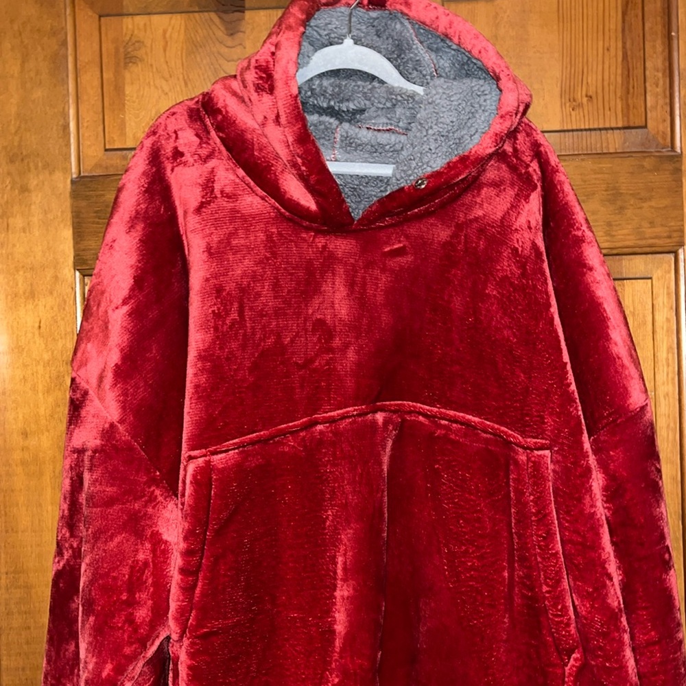 Catalonia oversized plush blanket hoodie